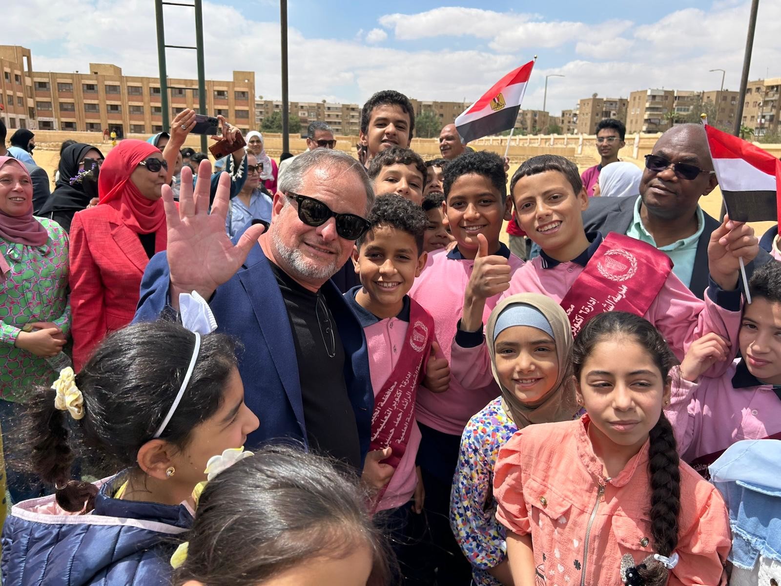 Dr. David Edwards with a group of children in Egypt